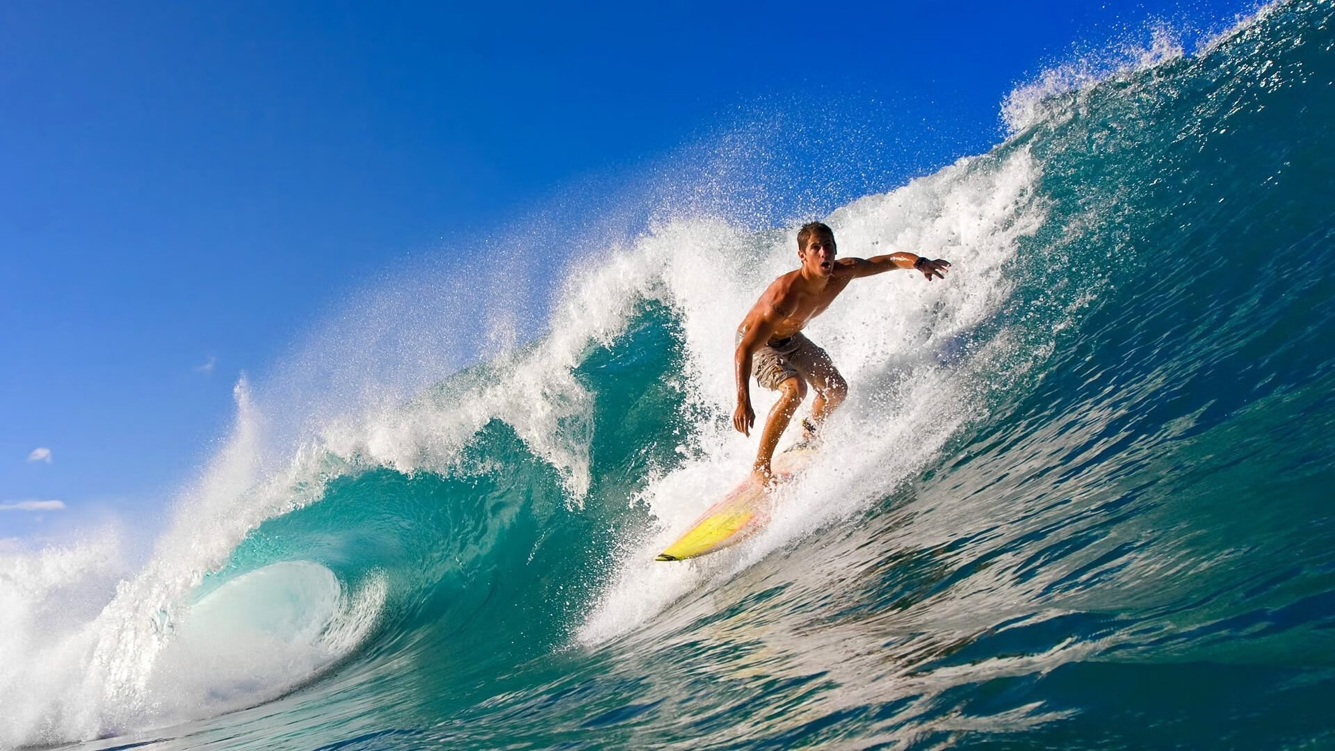穷追不舍！球队争取每分每秒赢得胜利，争分夺秒足球用语